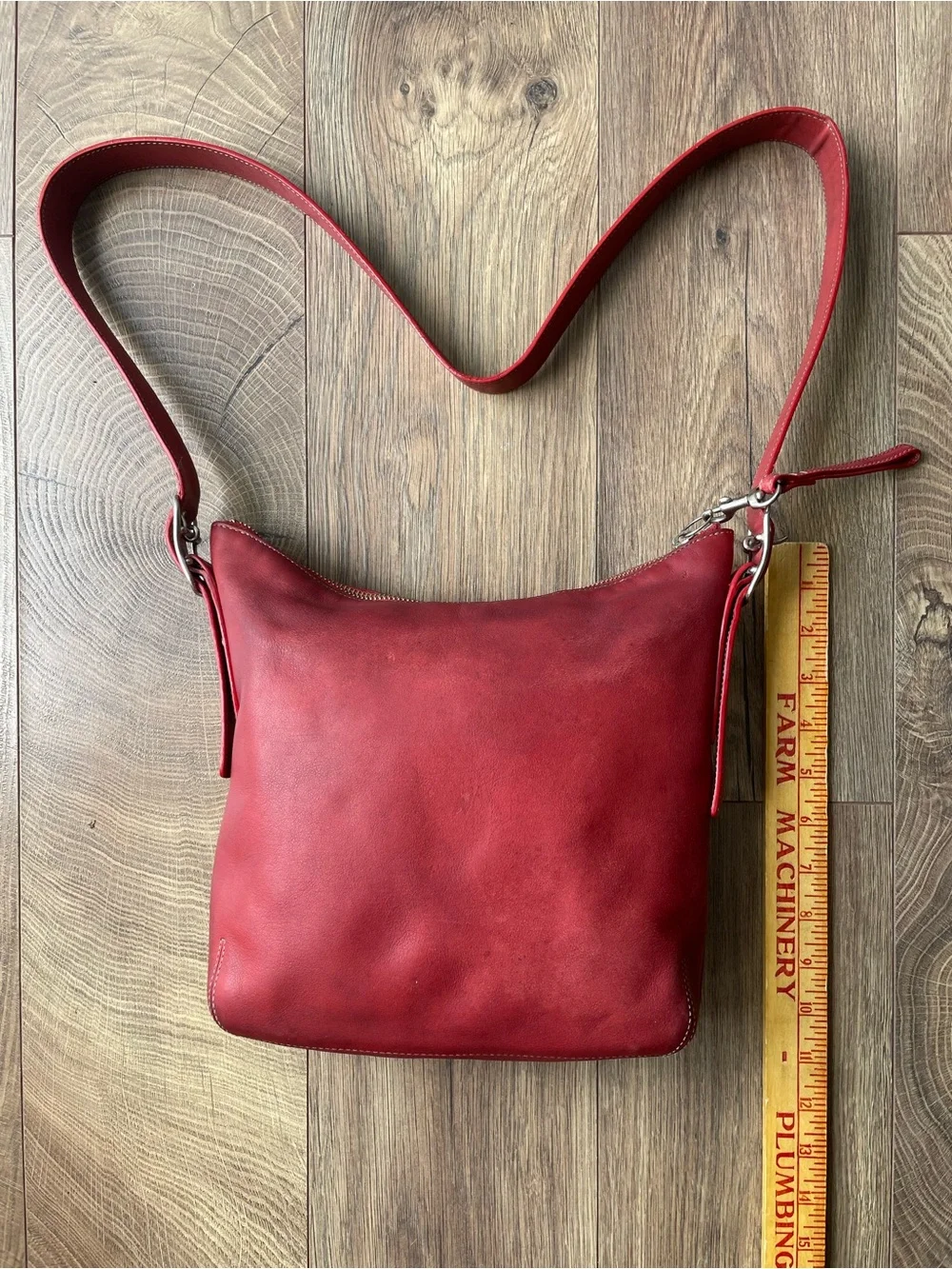Coach Vintage Legacy Hobo Bag Red Leather 9326 Retro Slim Crossbody Buckle Strap